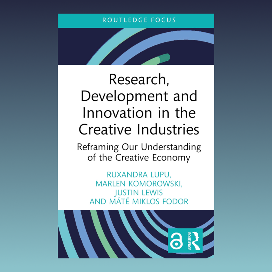 Clawr llyfr 'Research, Development and Innovation in the Creative Industries'